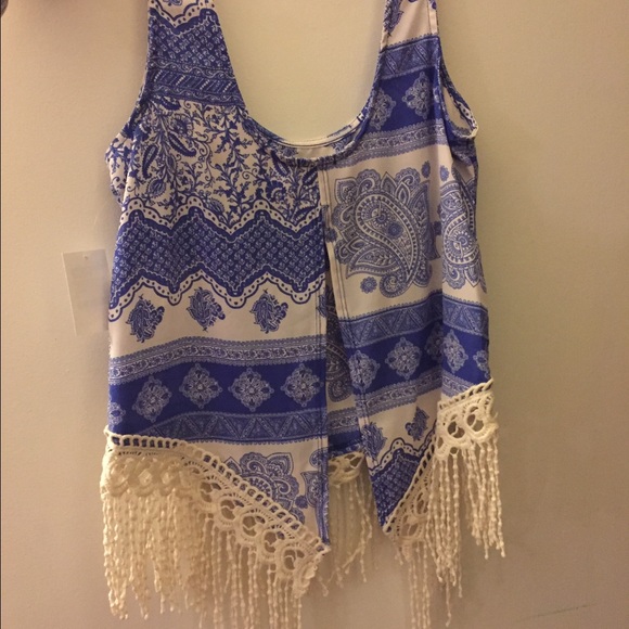 Blue and white fringe tank top - Picture 3 of 3