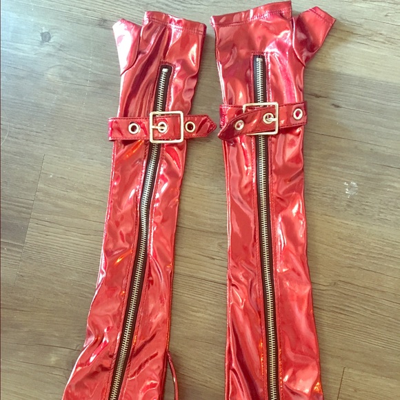 Red Vinyl Elbow Length Gloves