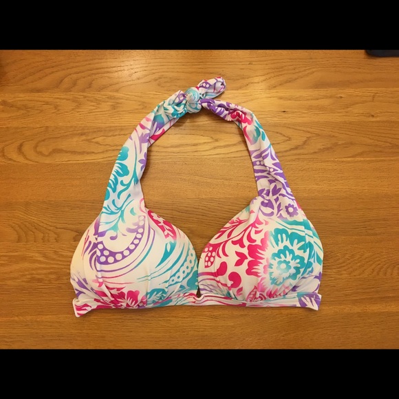 SALE!! Barely worn!! Light and colorful bikini top