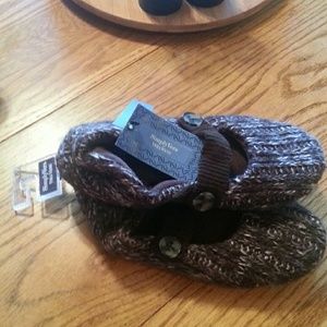 Brand New Vera Wang slippers!