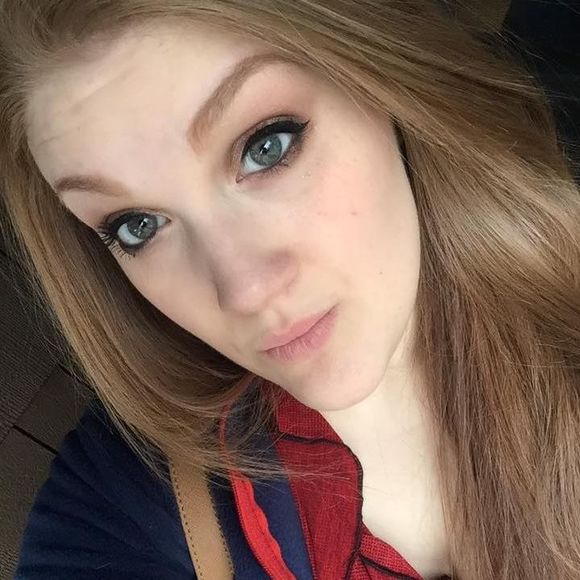 Meet your Posher, Rae - Picture 2 of 2