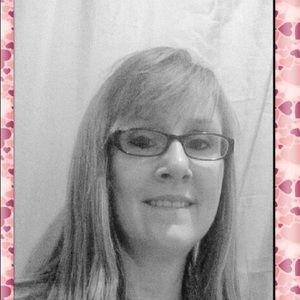 Meet your Posher, Debra