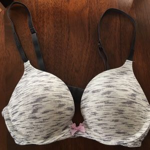 Gently worn Victoria's Secret bra