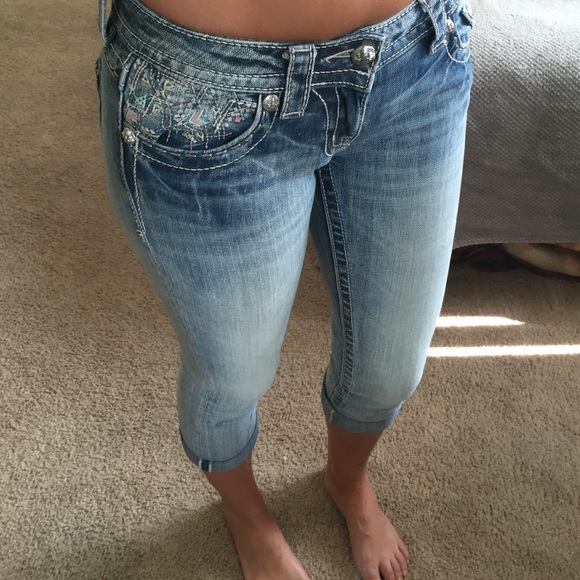 Miss Me Capris - Picture 4 of 4