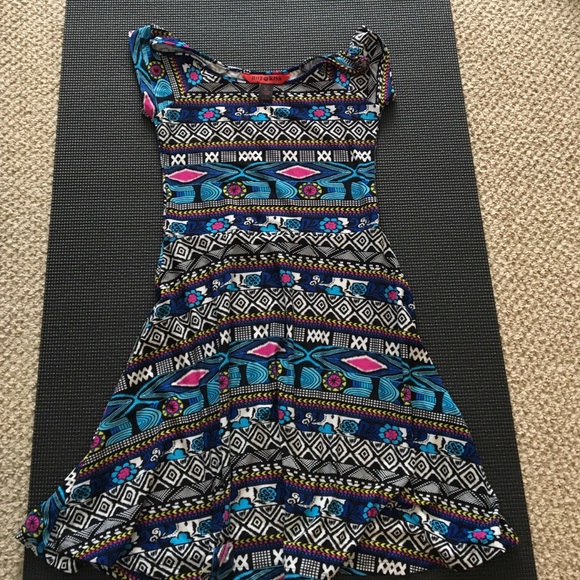 Patterned dress - Picture 1 of 1