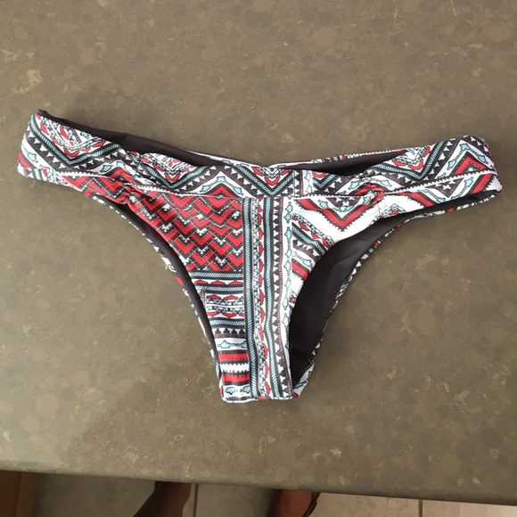Semi Cheeky swim bottoms!