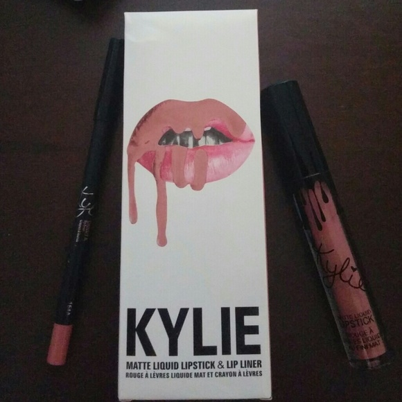 !Sold on Ⓜ! Kylie Lip Kit