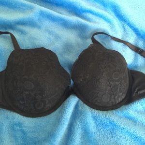Black lacy bra