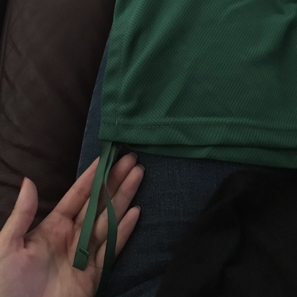 Drawstring detail