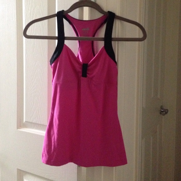GOING TO GOODWILL APRIL 1 - NWOT Avia pink top