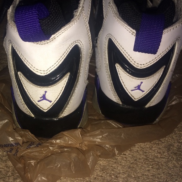 Jordan 7s - Picture 2 of 4