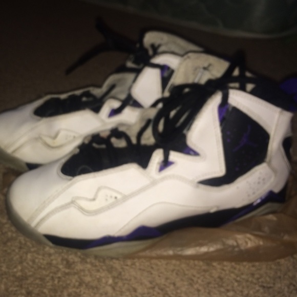 Jordan 7s - Picture 3 of 4