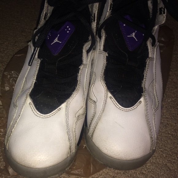 Jordan 7s - Picture 4 of 4