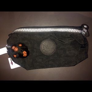 Kipling freedom case