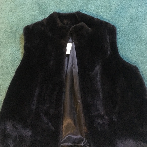 Talbots fur vest