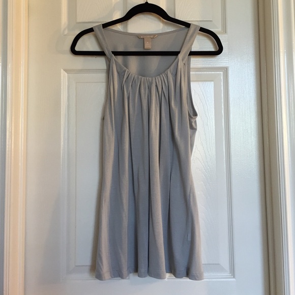Gray tank