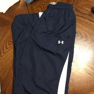 Women's Under Armour sweatpants