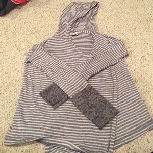 Abercrombie Kids Size S (10) hooded sweater