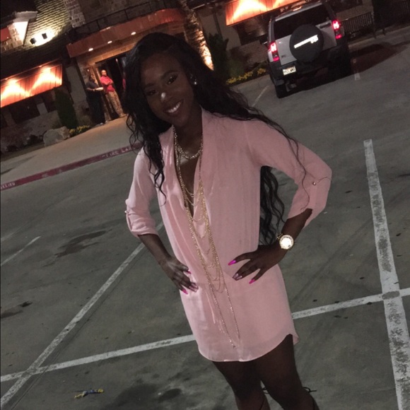 Meet your Posher, Alana - Picture 2 of 2