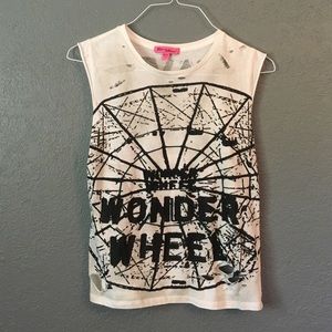 Betsey Johnson: Wonder Wheel distressed tee