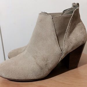 Arizona suede booties (Size 7)
