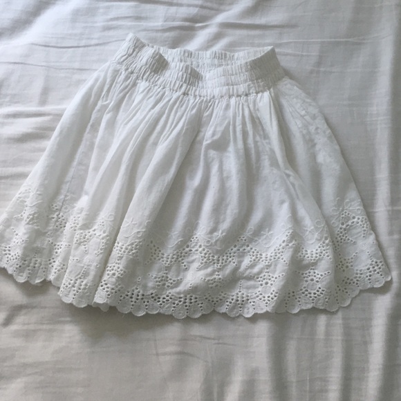 White Floral Detailing Skirt - Picture 1 of 4