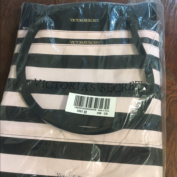 Victoria Secret Weekend Bag