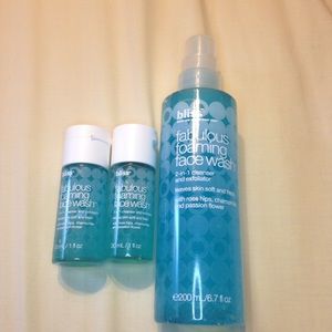 Bliss 'Fabulous foaming face wash'