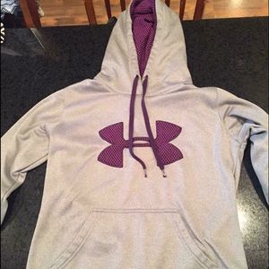 Women under armor sweatshirt