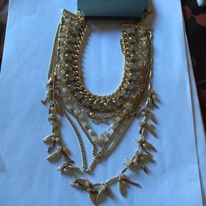 Express necklace