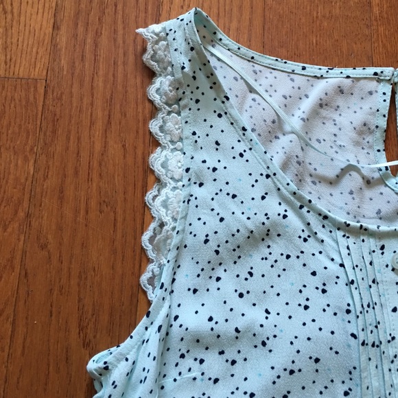 NWT Lauren Conrad mint green top - Picture 2 of 4