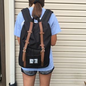 Herschel Retreat Laptop Backpack