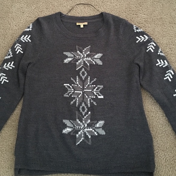 Long sleeve sweater