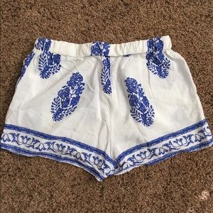 High waisted white fashion shorts
