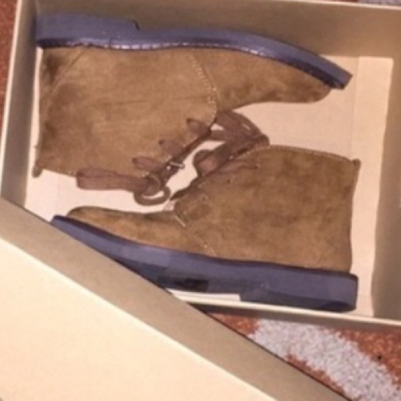 Cole haan 8c