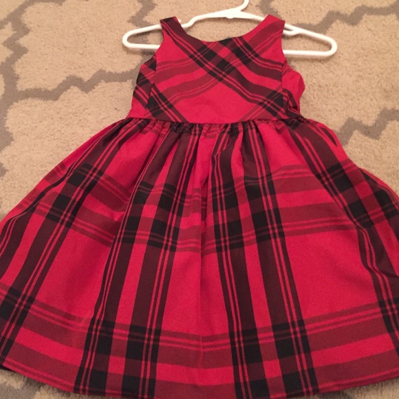 Beautiful black and red plaid dress. 2 toddler