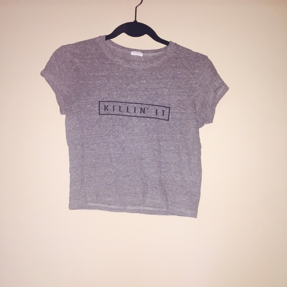 Brandy Melville cropped " killin' it " T-shirt