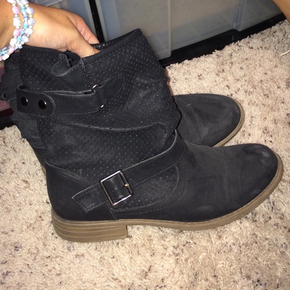 Grey, buckle booties - Picture 1 of 3
