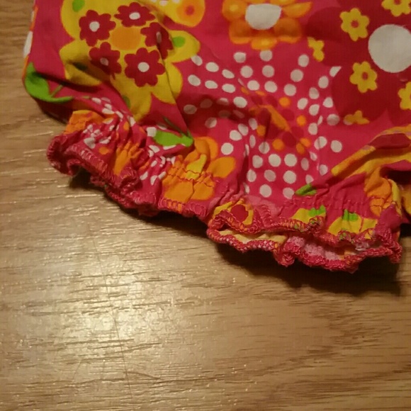 Flower romper shorts - Picture 2 of 3