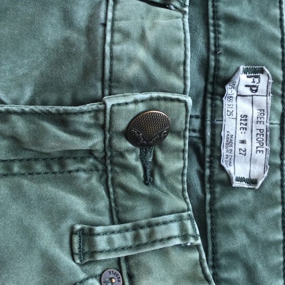 Free people never worn green jeans - Picture 2 of 4