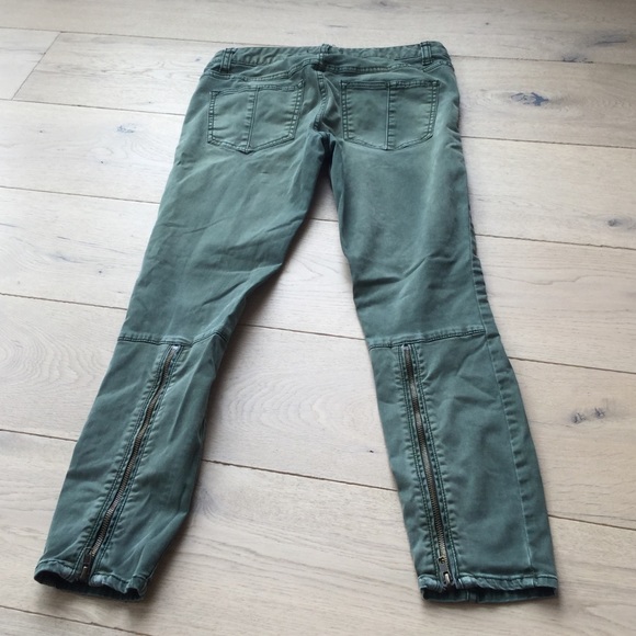 Free people never worn green jeans - Picture 3 of 4