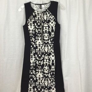 Zippered front bodycon dress