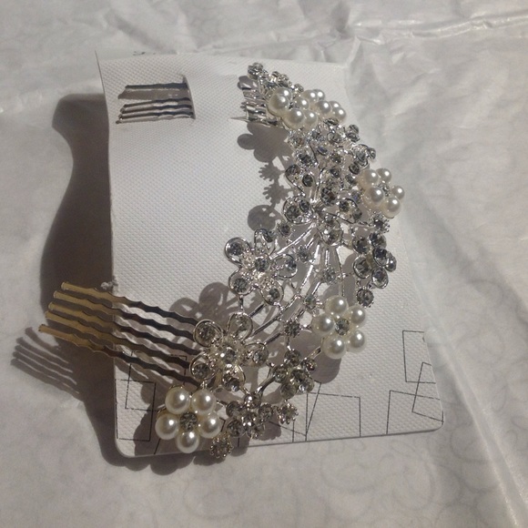 Bridal hair comb