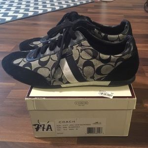 ❤️ Cute Coach sneakers ❤️