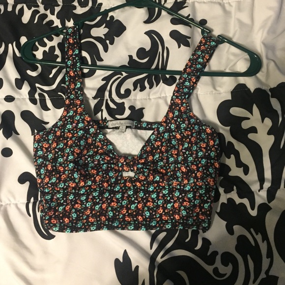 Crop Top/Bralette - Picture 1 of 3