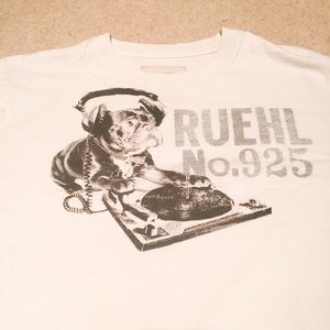 Ruehl Tshirt