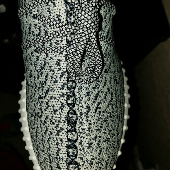 Turtle dove yeezy 350 - Picture 4 of 4