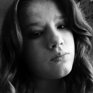 Meet your Posher, Desiree