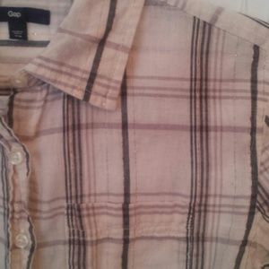 GAP gold threaded plaid button down shirt
