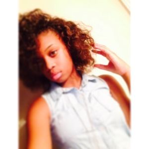 Meet your Posher, Destiny